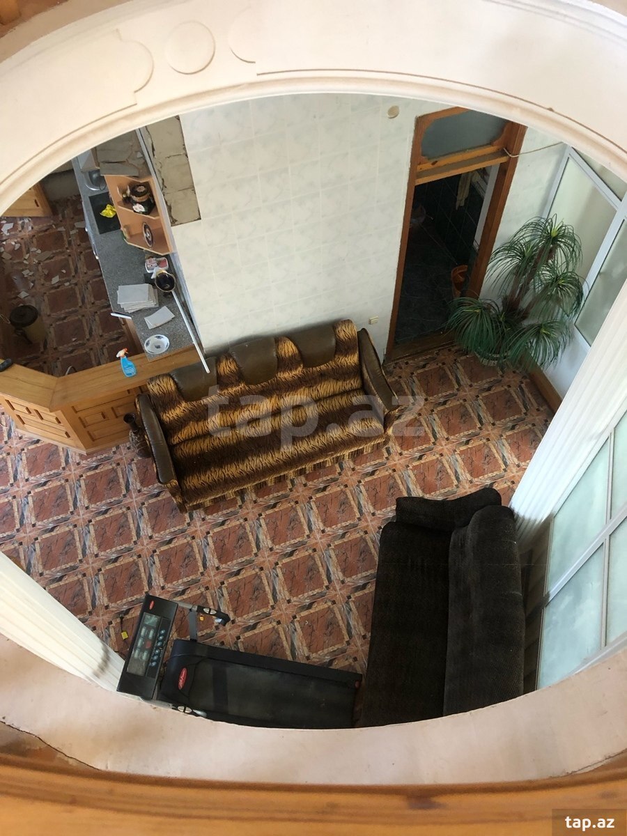 Bağ evi, Görədil qəs. (8)