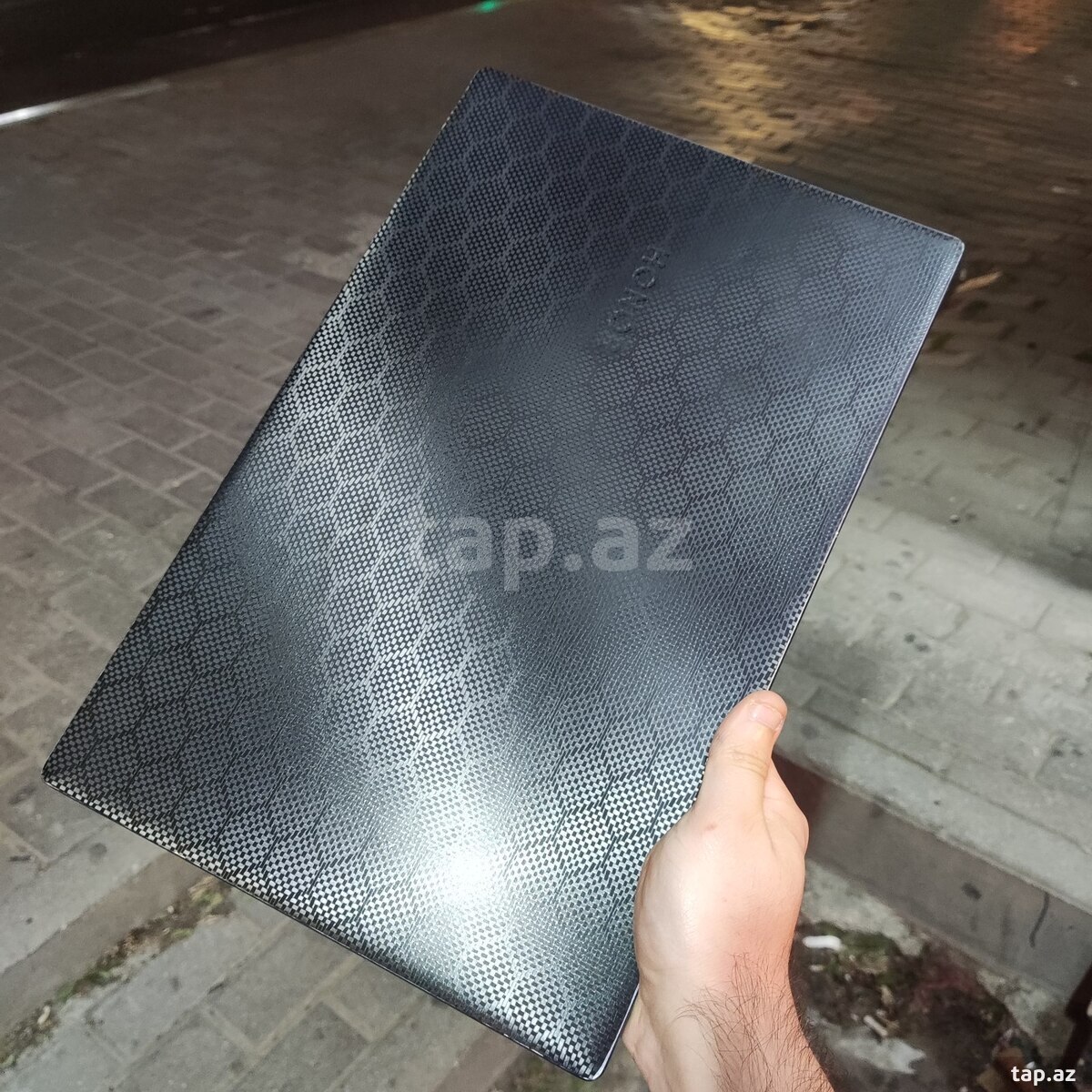 Honor magicbook 8 nüvəli nvme SSD 512 RAM8