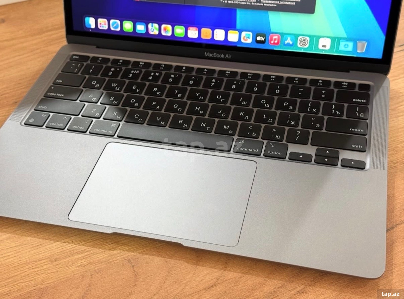 Apple Macbook M1 8/25GB (4)