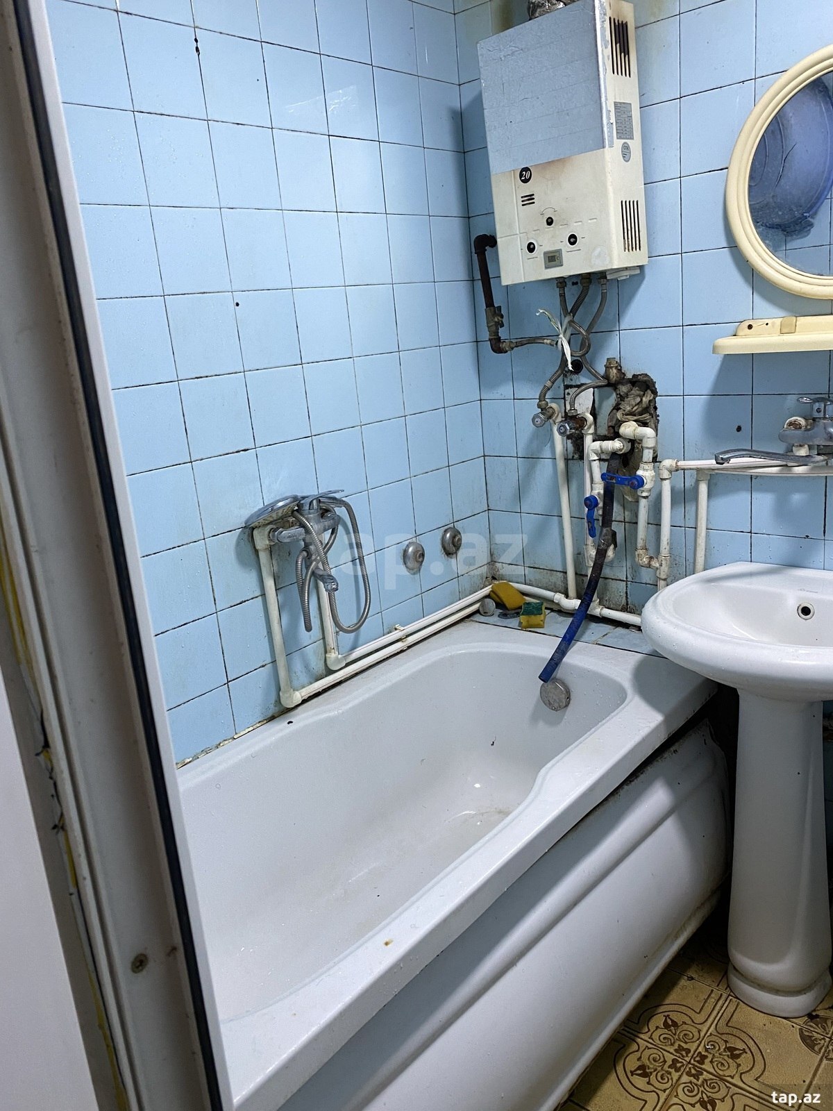 3-otaqlı mənzil kirayə verilir, İnşaatçılar m., 70 m²