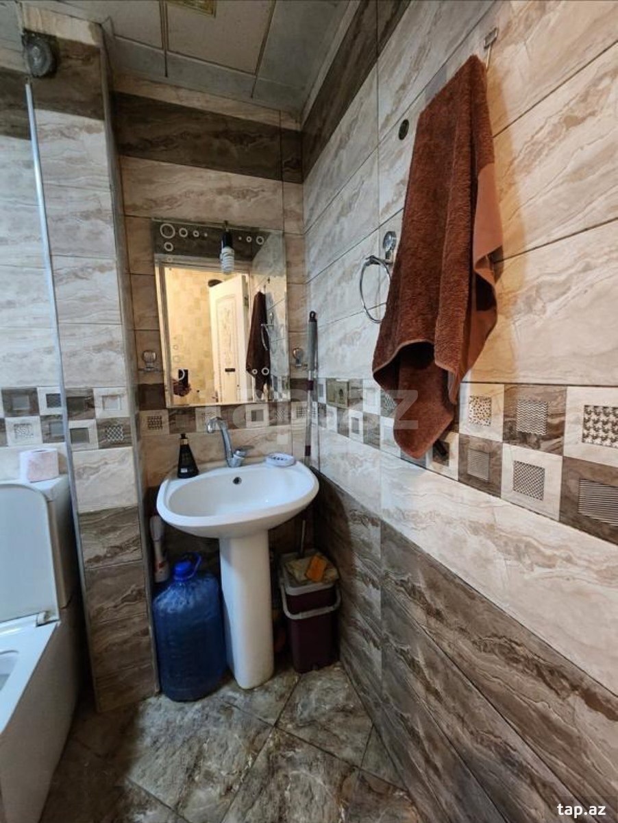 2-otaqlı mənzil, Neftçilər m., 45 m²