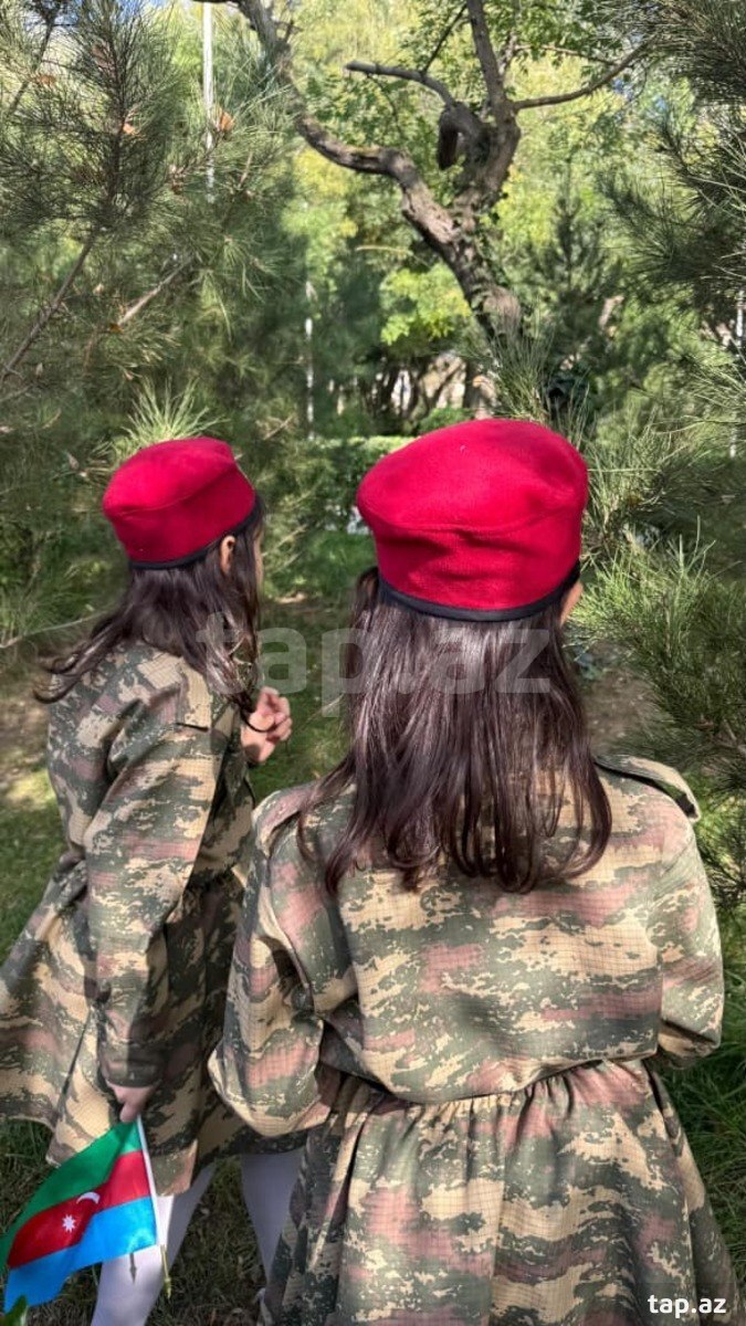 Hərbi geyimlər (10)