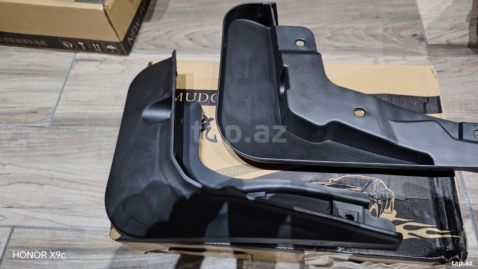 Toyota palçıq qoruyucususu (4)