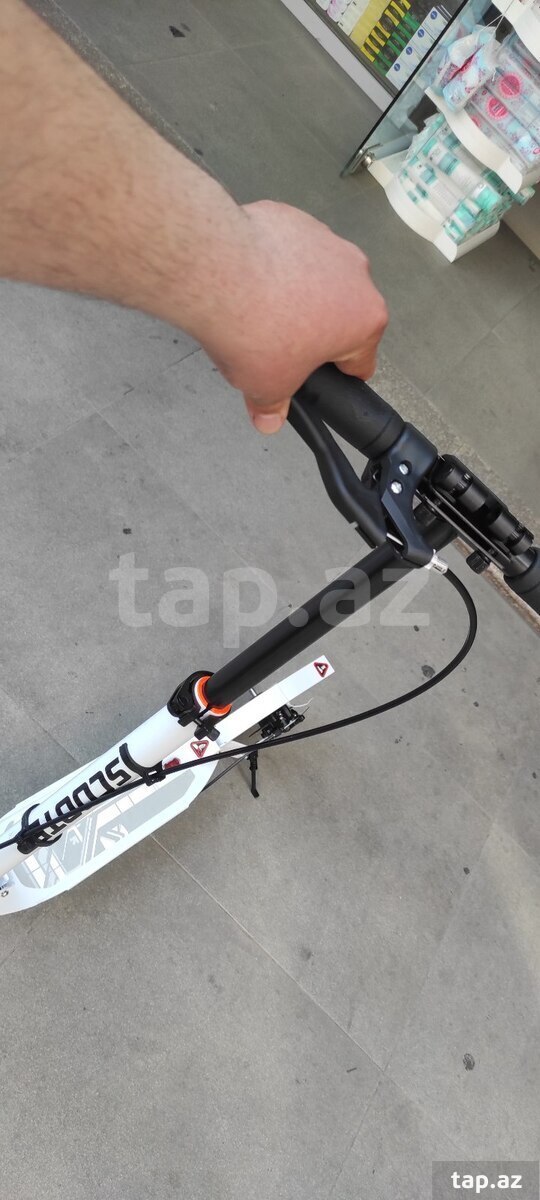 Scooter (3)