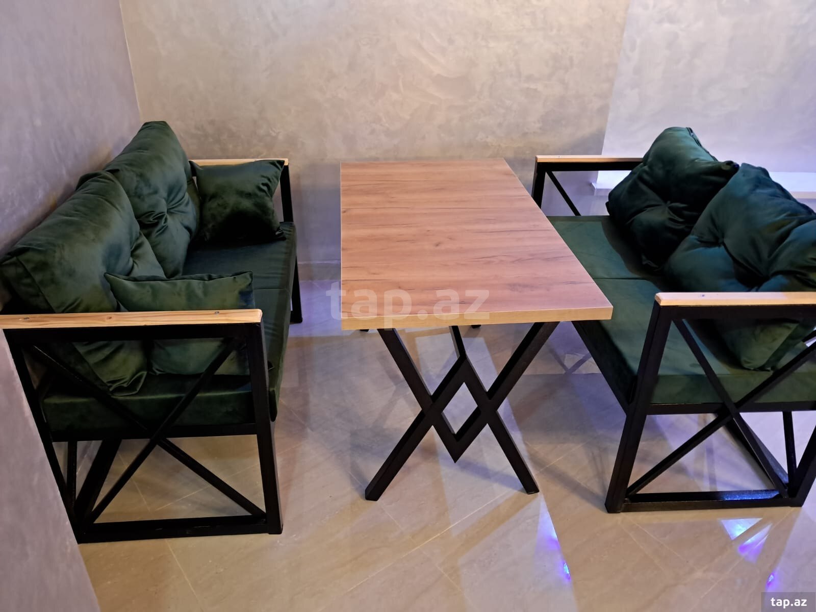 Masa və divanlar (7)
