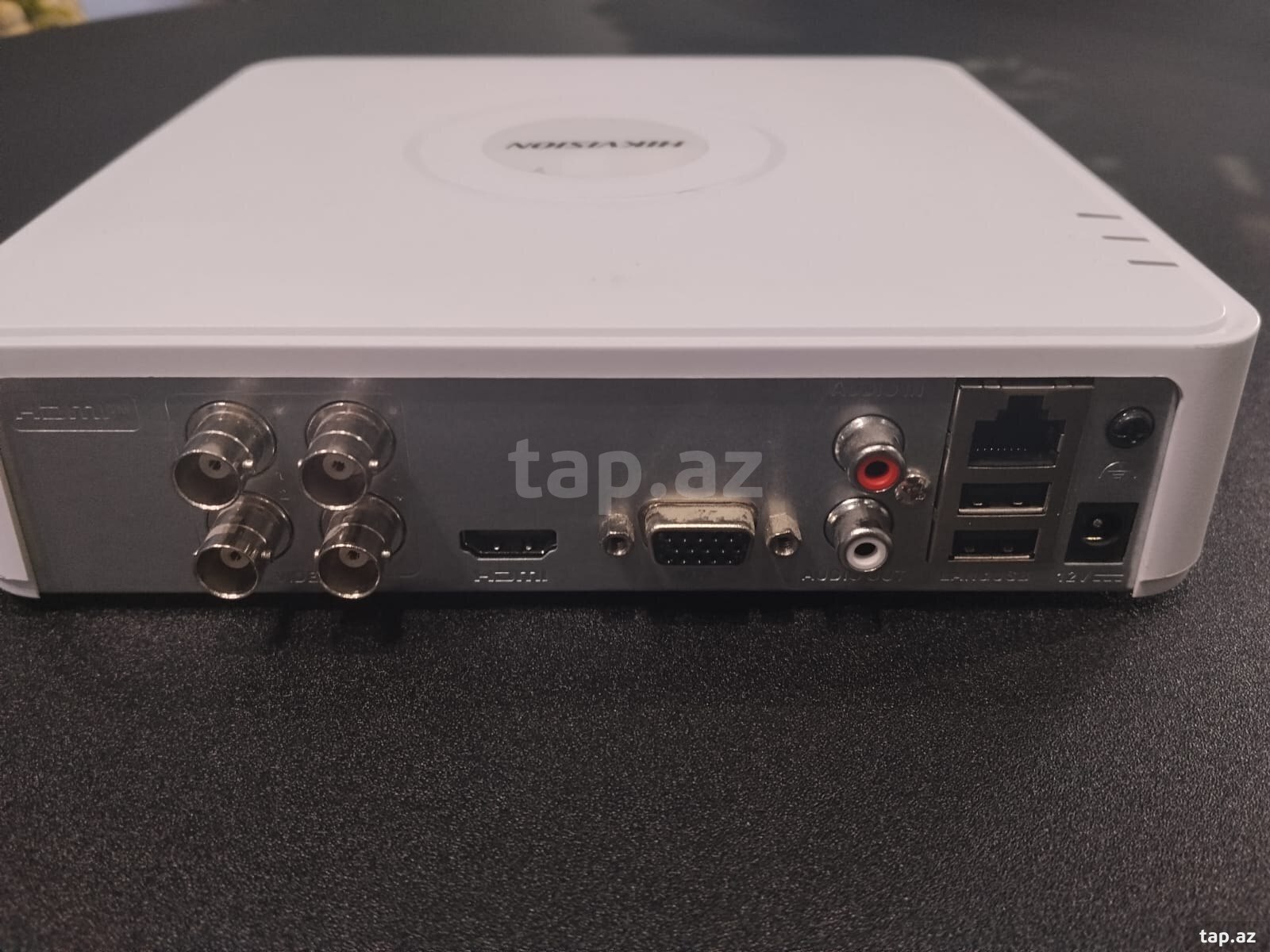 DVR Hikvision DS-7104HGHI-M1 (3)