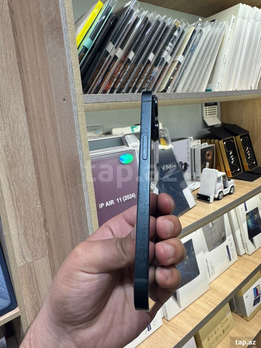 Apple iPhone 14 Midnight 128GB/4GB (4)