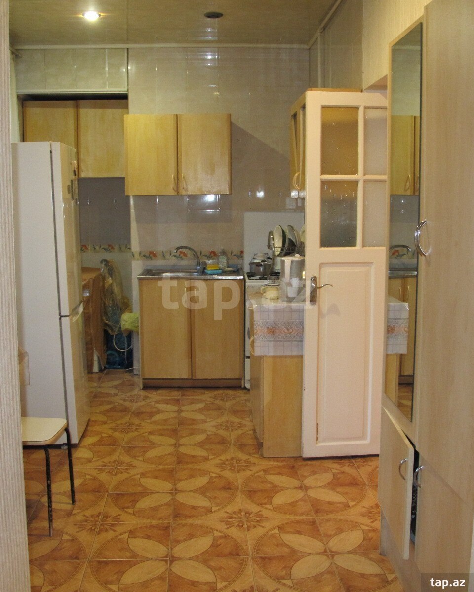 2-otaqlı mənzil, 28 May m., 50 m²