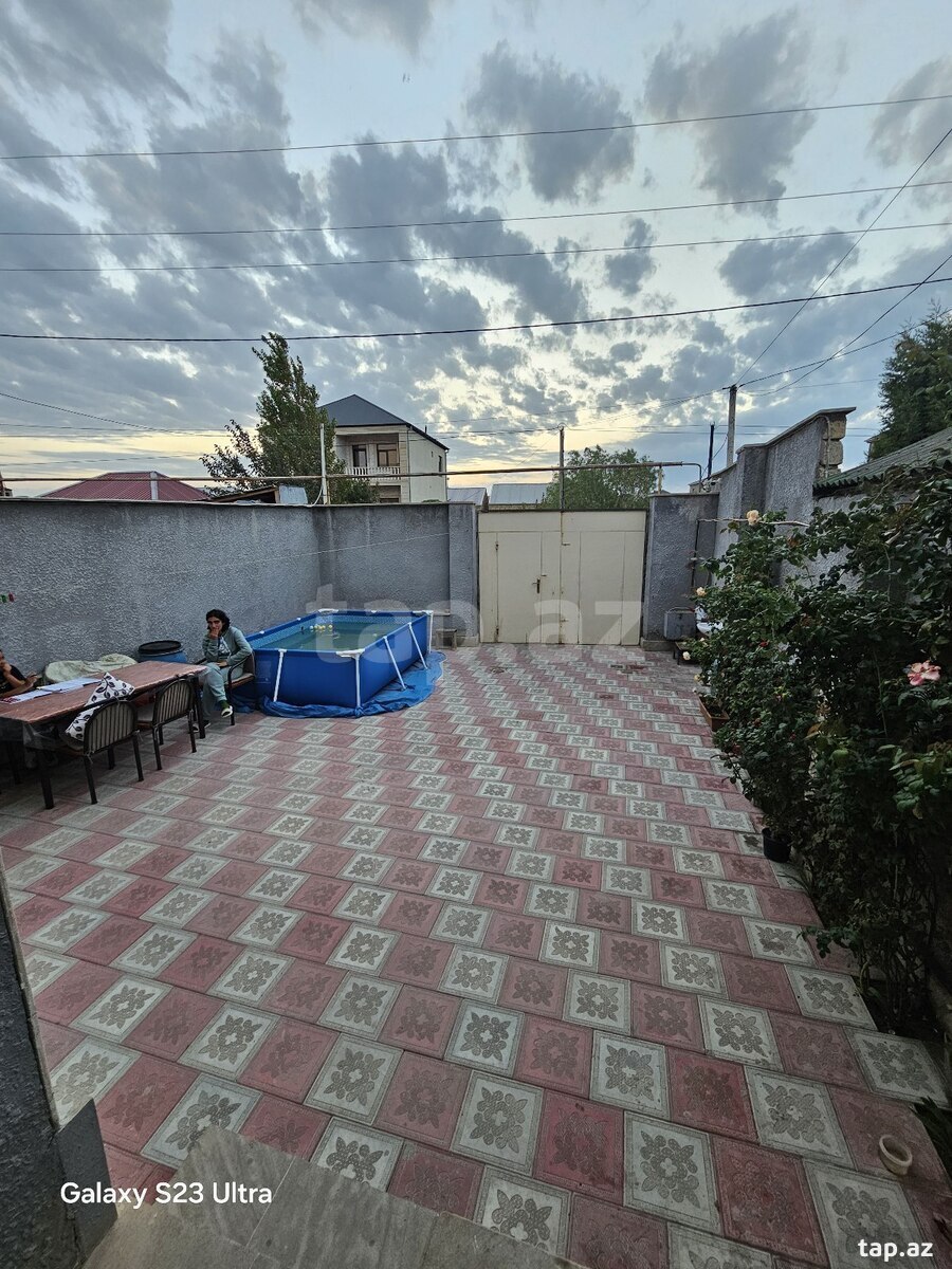 Həyət evi, Corat qəs. (3)