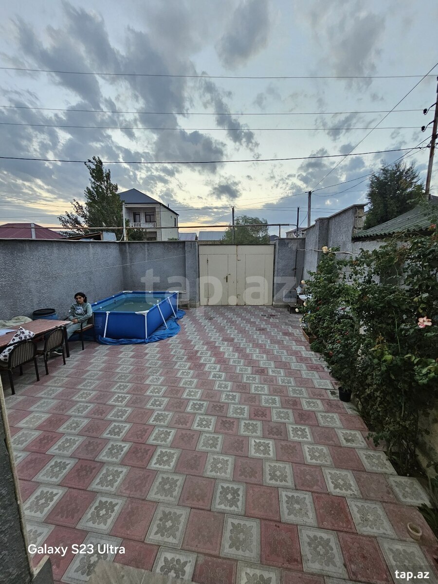 Həyət evi, Corat qəs. (4)