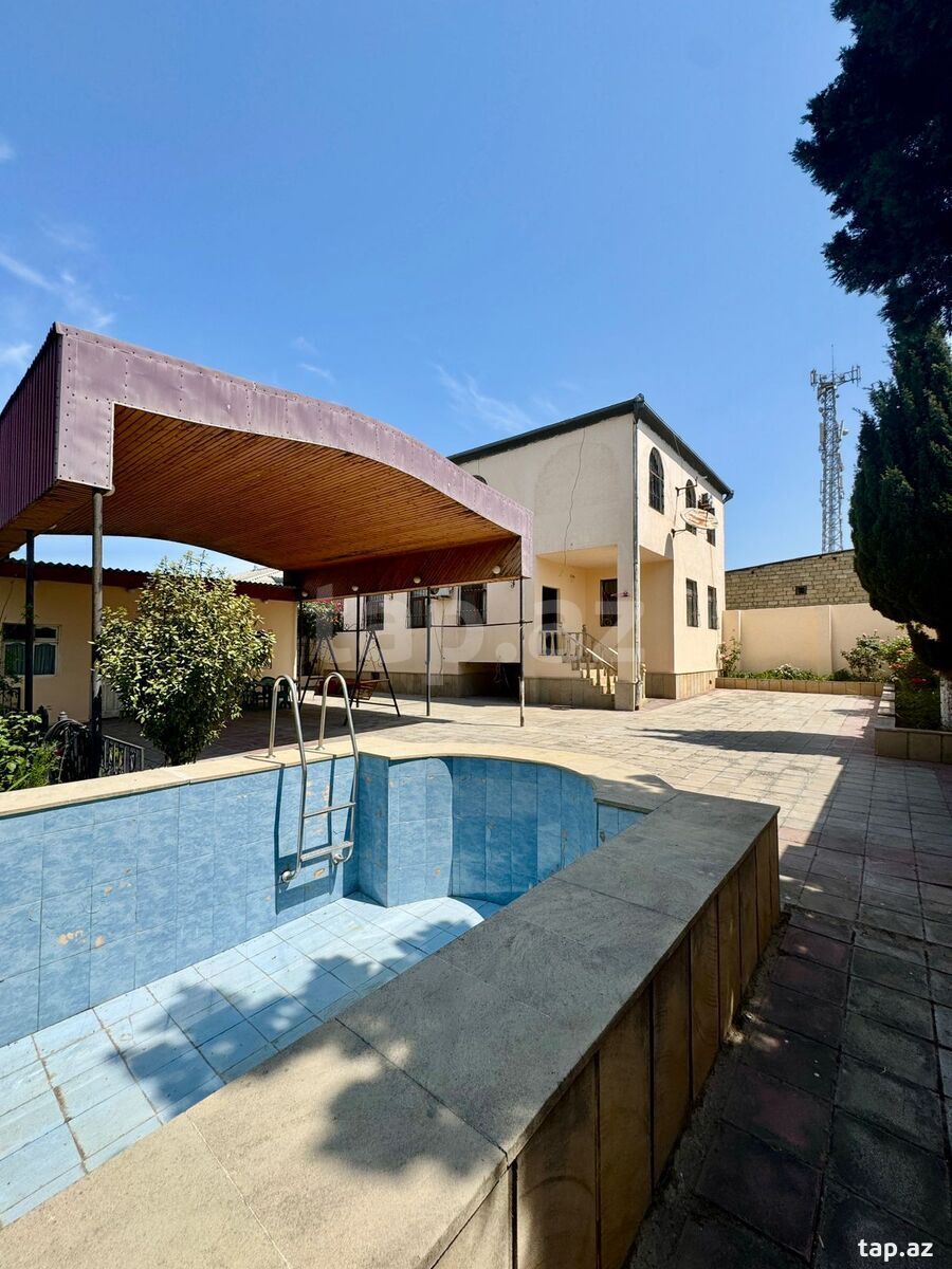 Həyət evi, Saray qəs.