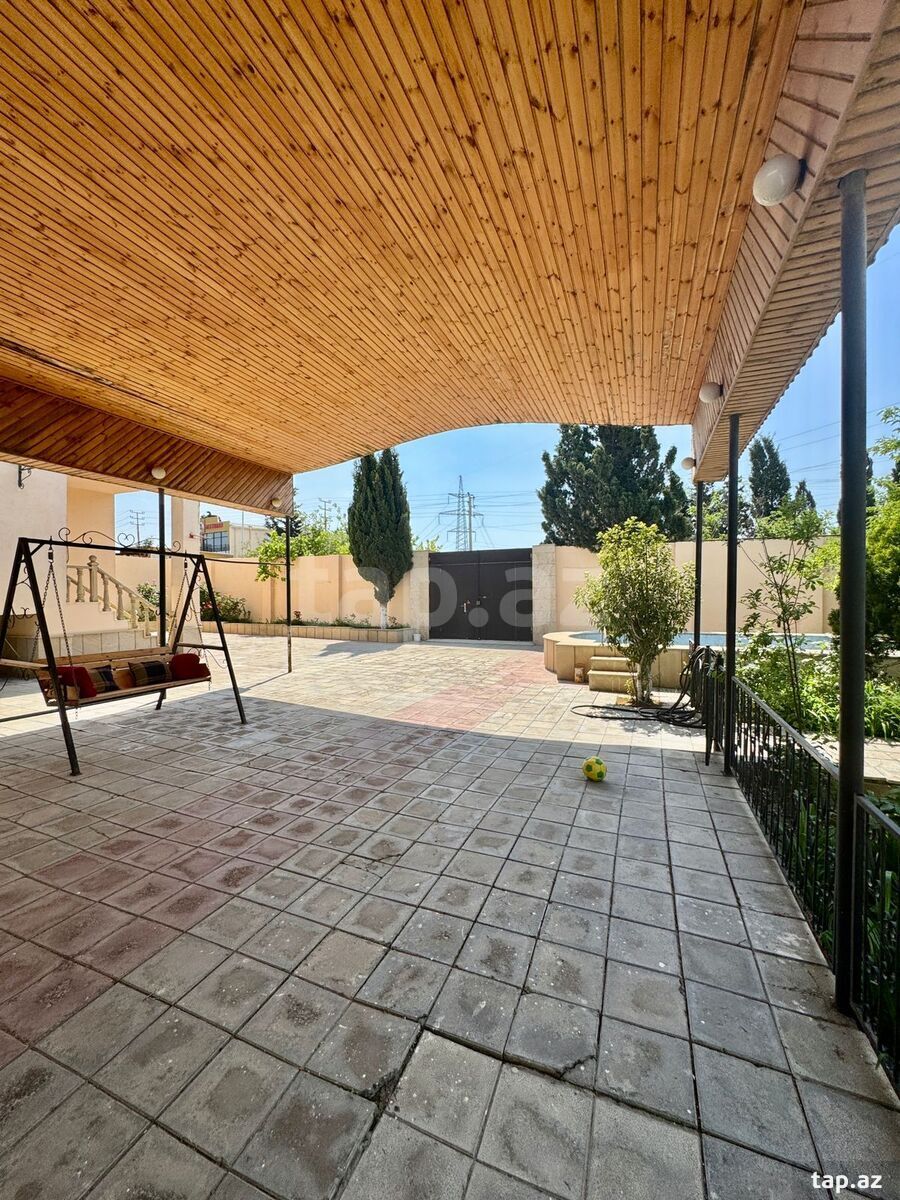 Həyət evi, Saray qəs.