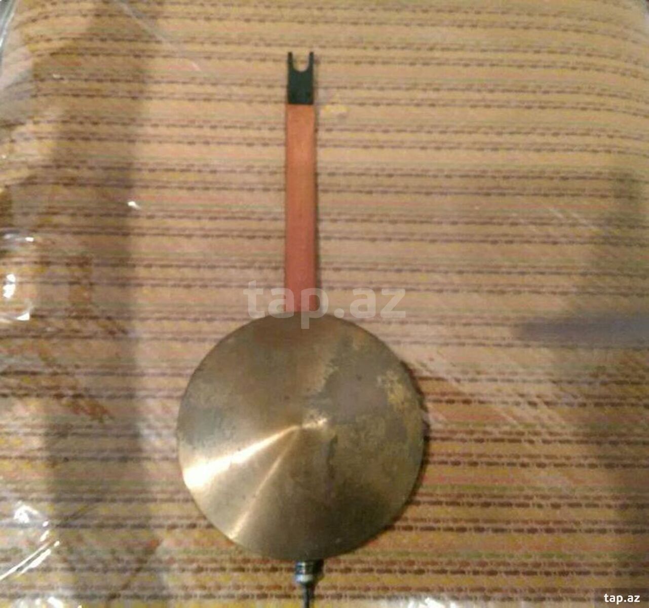 Qədimi saat kəfkiri