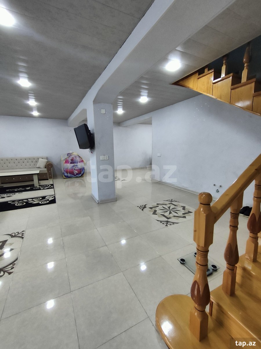 Həyət evi, Xəzər r. (15)
