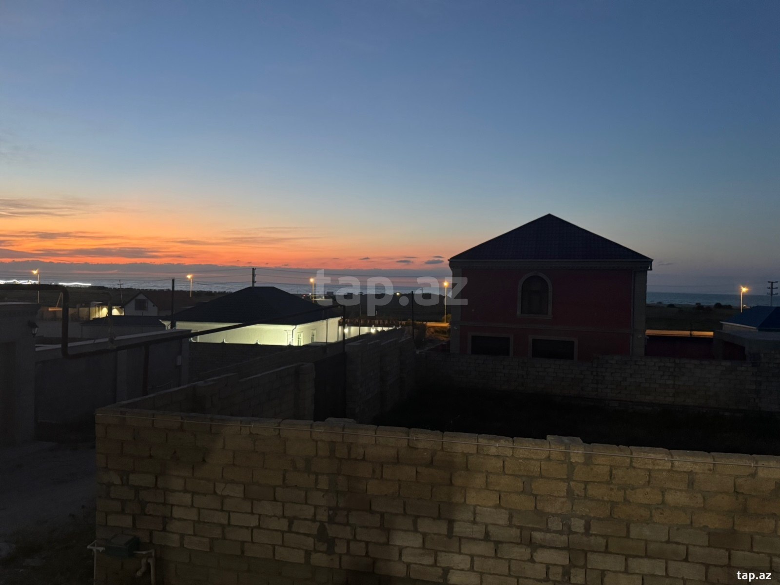 Bağ evi kirayə verilir, Pirşağı qəs.