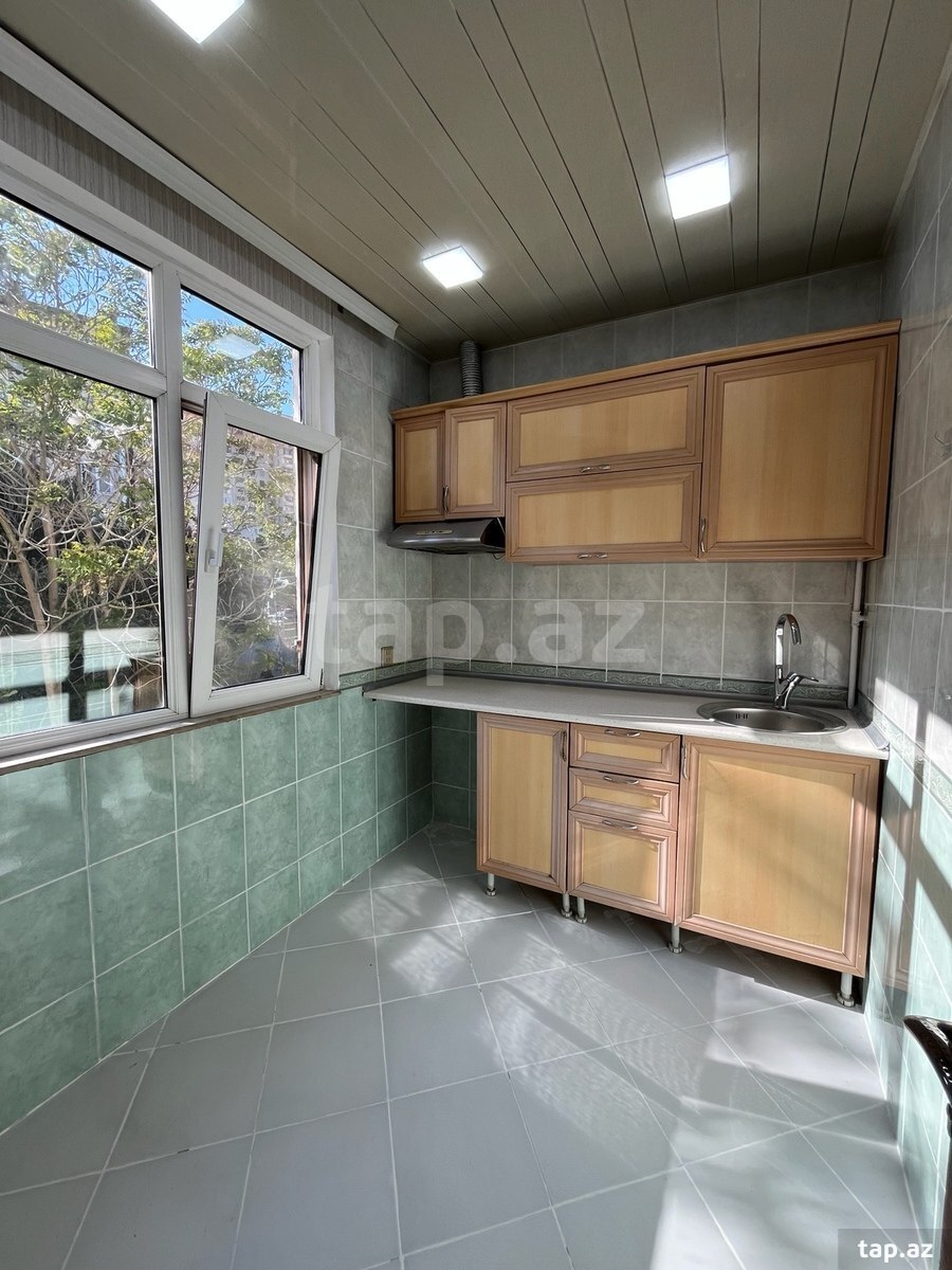 3-otaqlı mənzil, M.Əcəmi m., 70 m² (19)