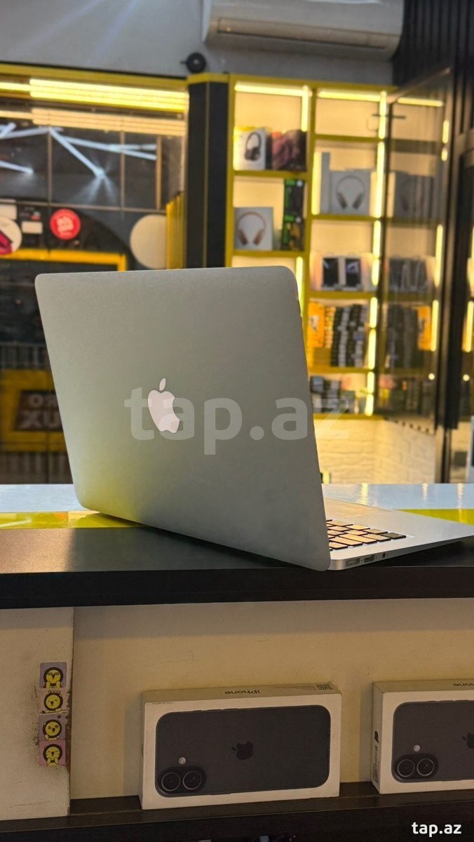 Apple MacBook Air i5 (3)