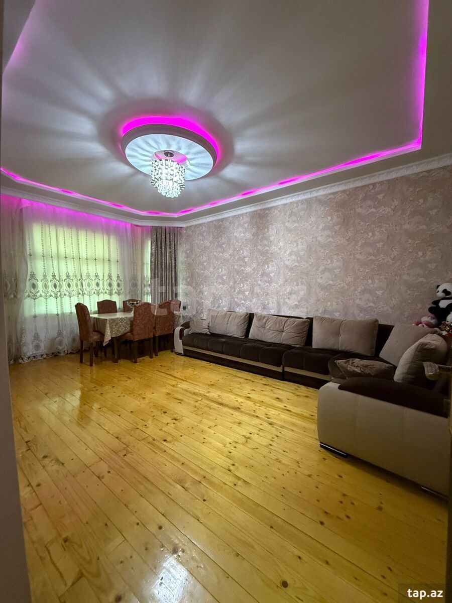 Həyət evi, Zəngəzur qəs.
