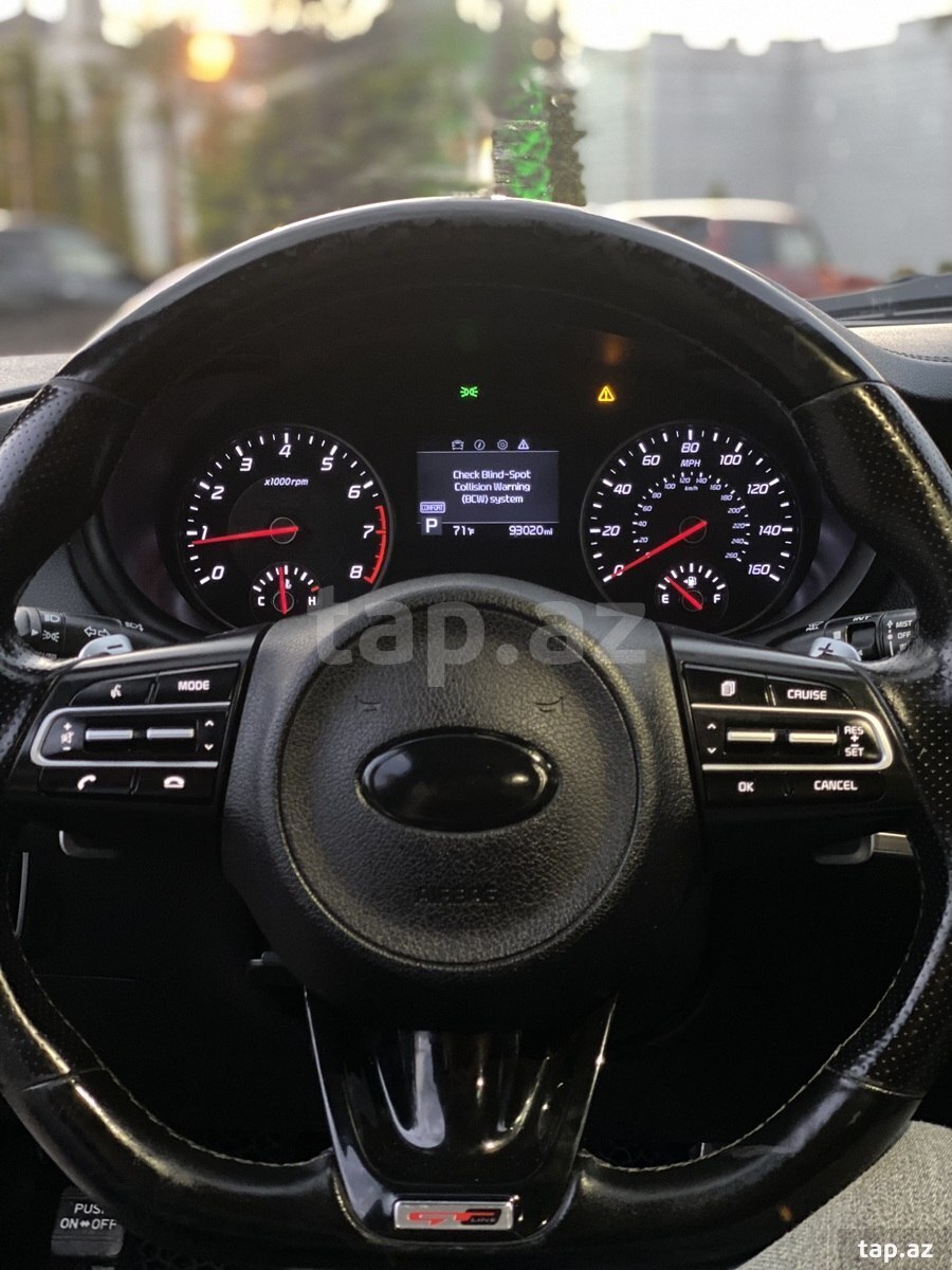 KIA Stinger, 2020 il (15)