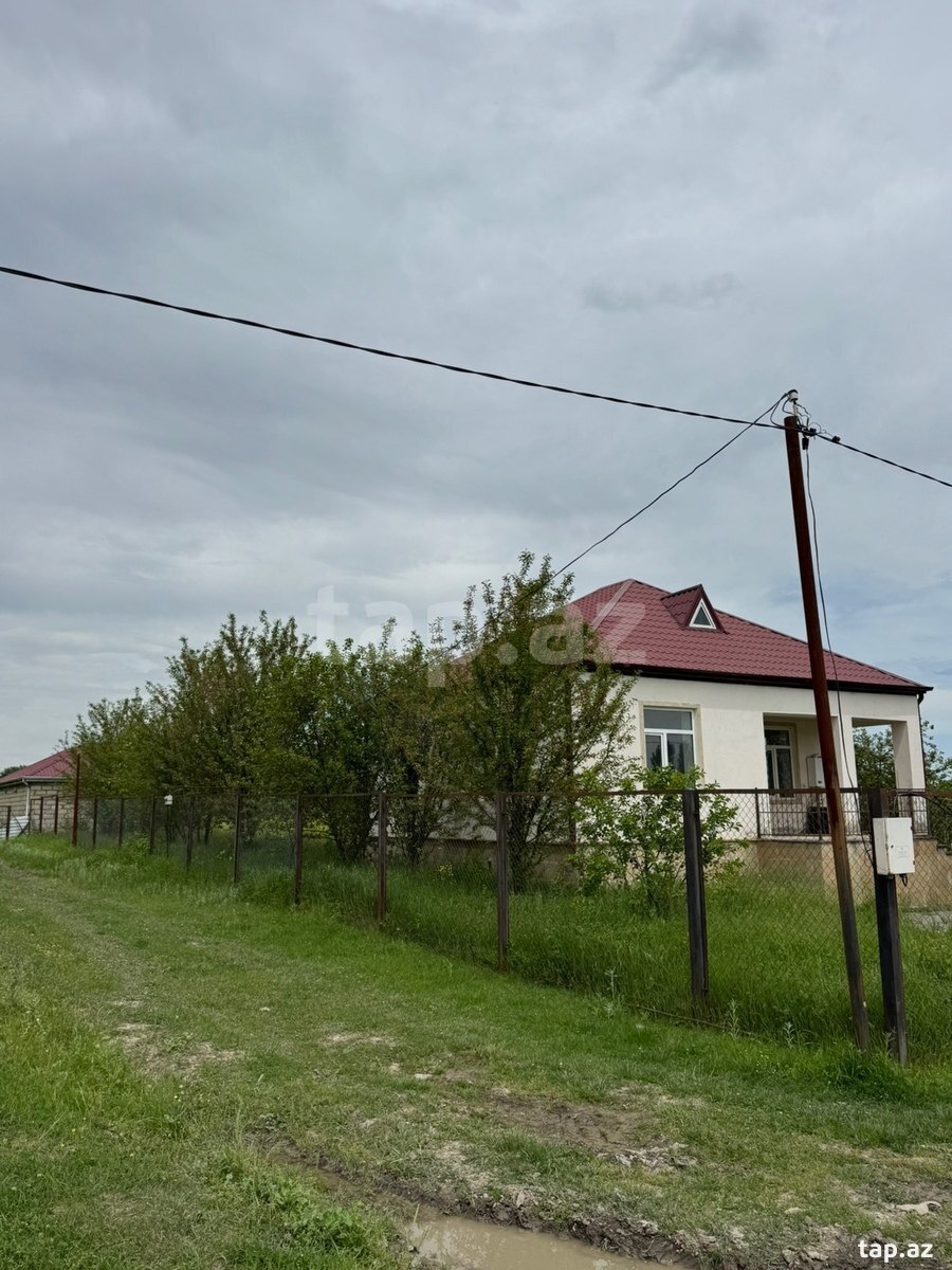 Həyət evi, Qusar r. (13)