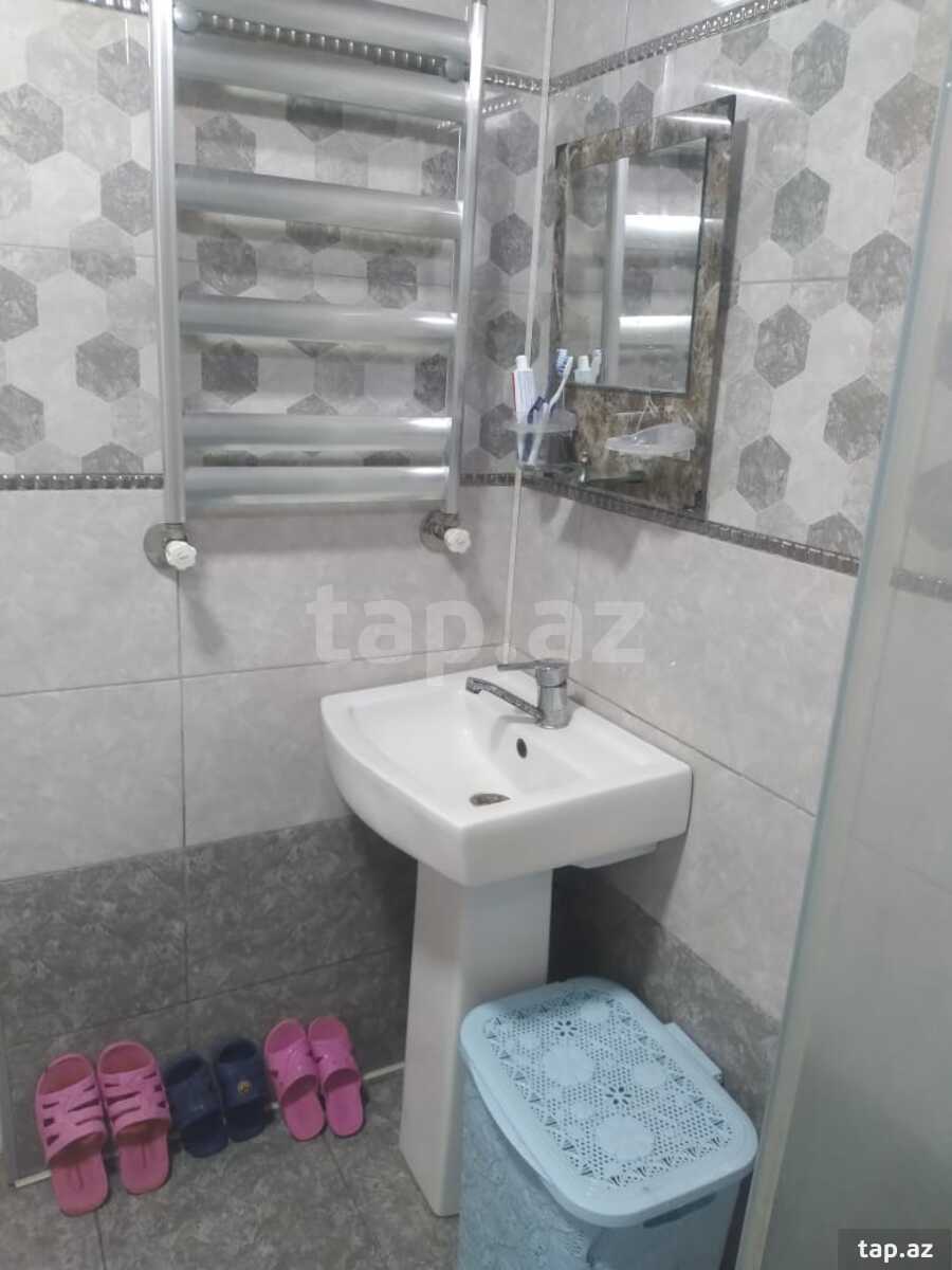 Həyət evi, Novxanı qəs. (5)