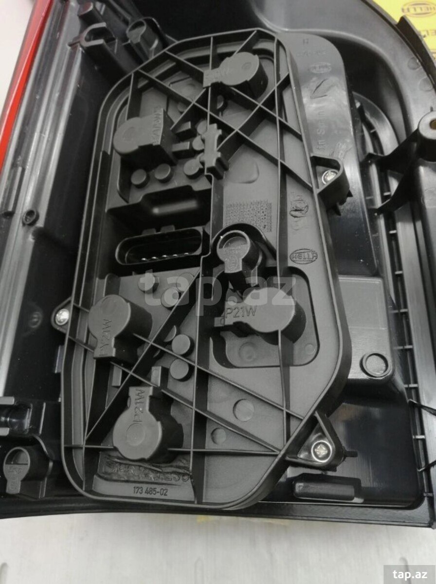 "Volkswagen T5 TRANSPORTER, MULTIVAN" üçün "Hella" arxa sağ işıq plafonu (3)