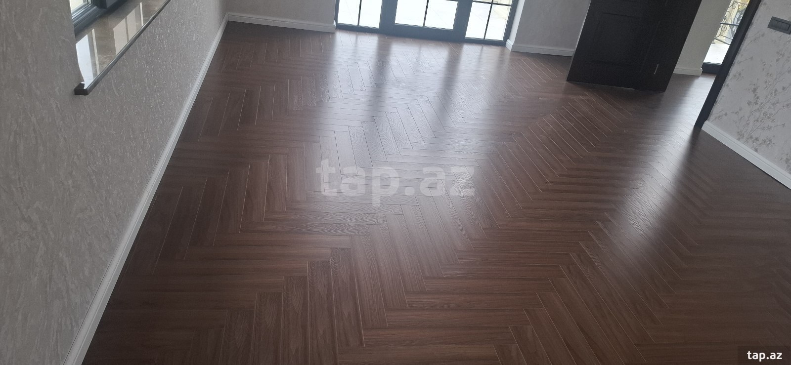 Parket və laminat ustası (2)