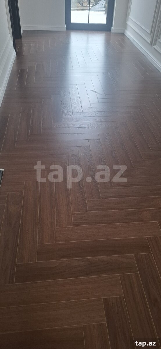Parket və laminat ustası (30)