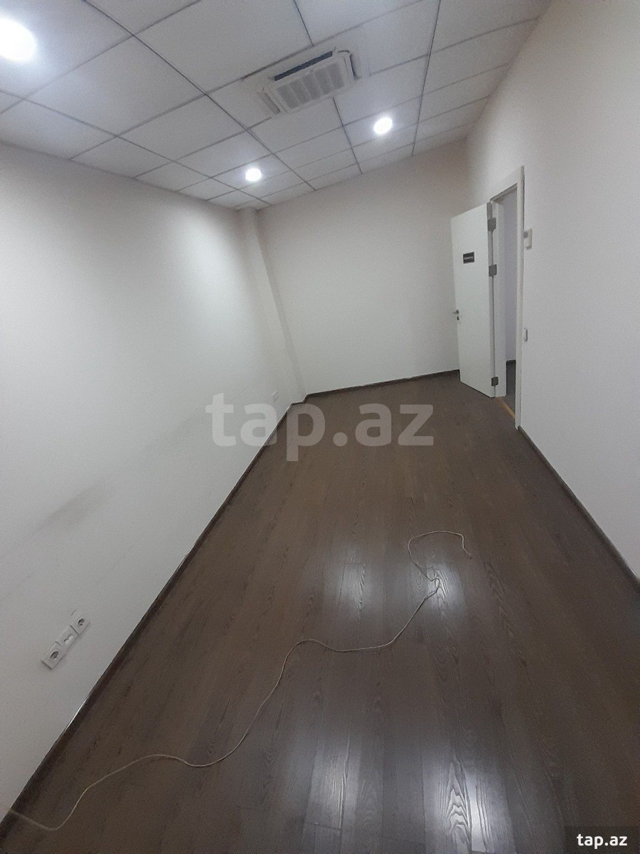 Ofis icarəyə verilir, Əhməd Rəcəbli küç. (11)