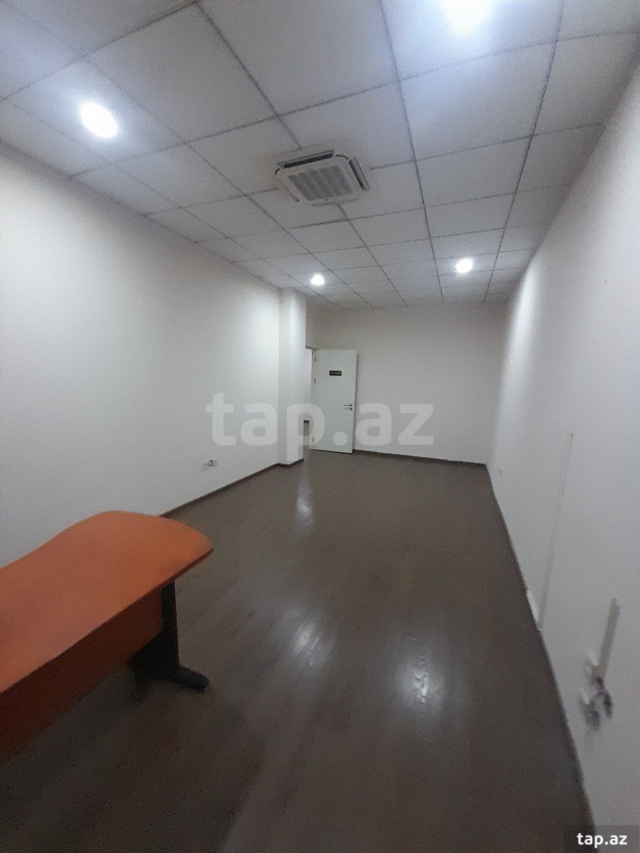 Ofis icarəyə verilir, Əhməd Rəcəbli küç. (13)