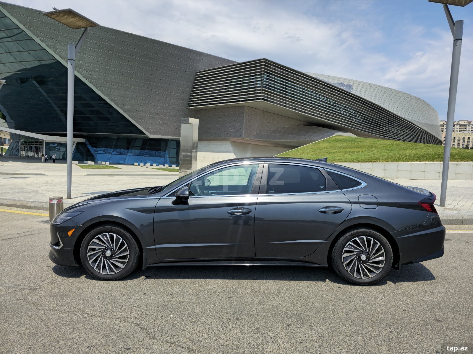 Hyundai Sonata, 2023 il (3)
