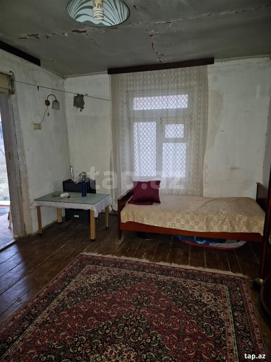 Bağ evi, Pirşağı qəs.