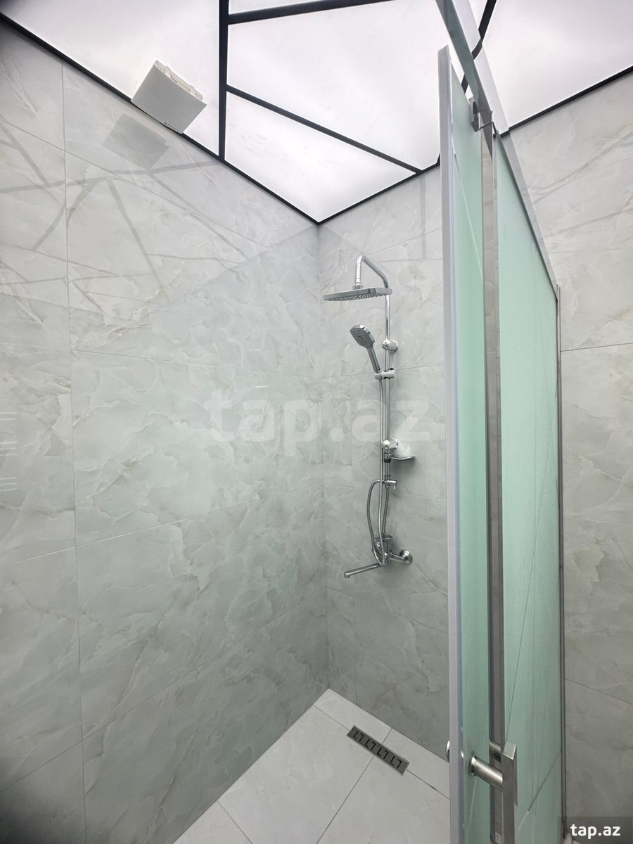 3-otaqlı yeni tikili, 8 mkr., 124 m² (11)
