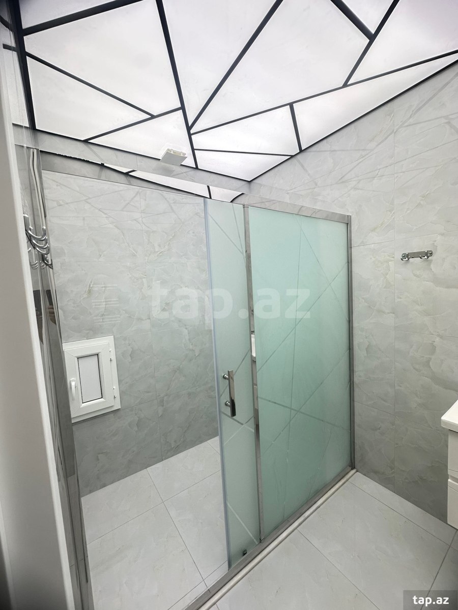 3-otaqlı yeni tikili, 8 mkr., 124 m² (10)