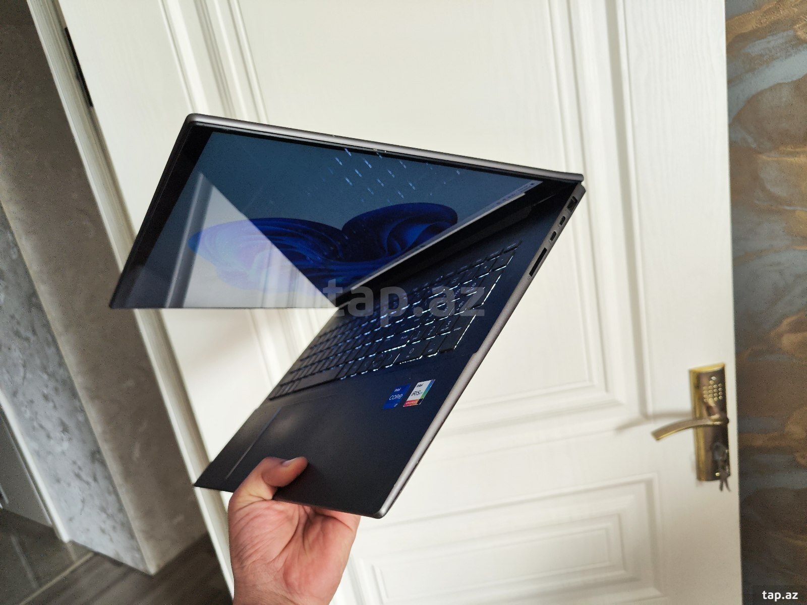 Noutbuk HP Envy 17 (3)