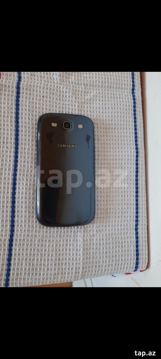 Samsung Galaxy S3 La Fleur 16GB/1GB (2)