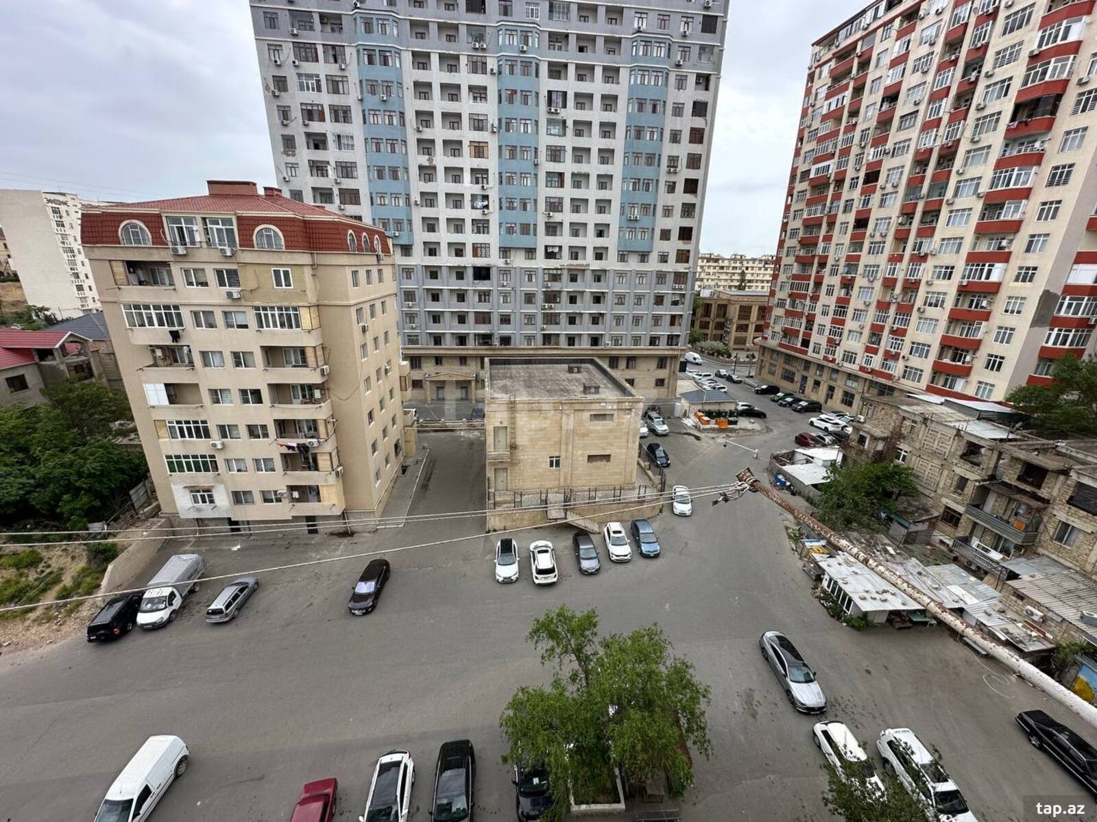 4-otaqlı mənzil, Neftçilər m., 110 m² (3)