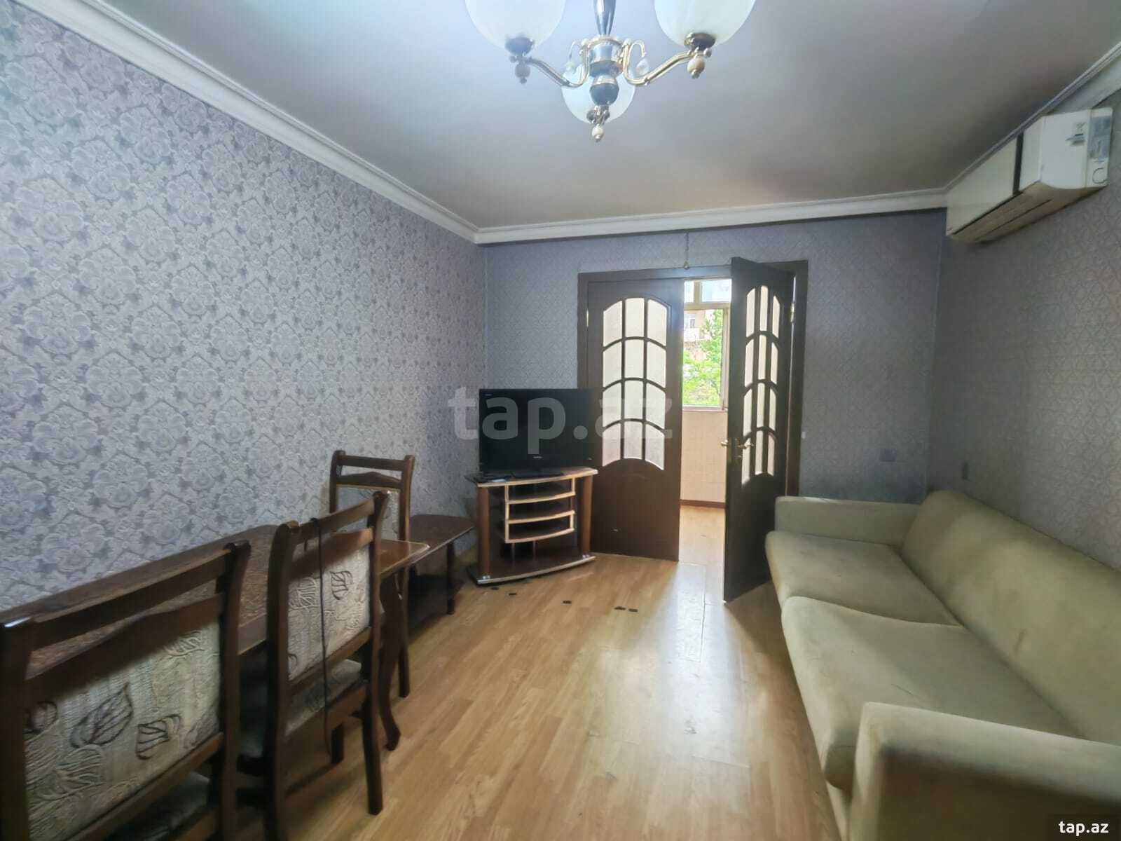 2-otaqlı mənzil kirayə verilir, F. X. Xoyski küç. 113, 36 m²