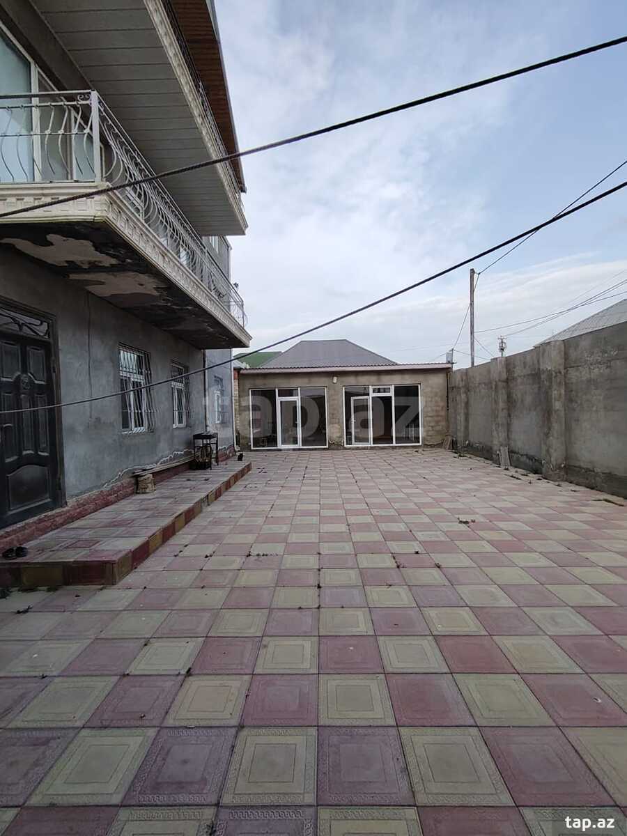 Həyət evi, Binə qəs.