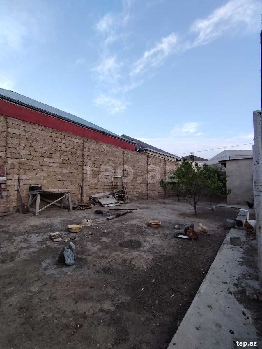 Həyət evi, Binə qəs.