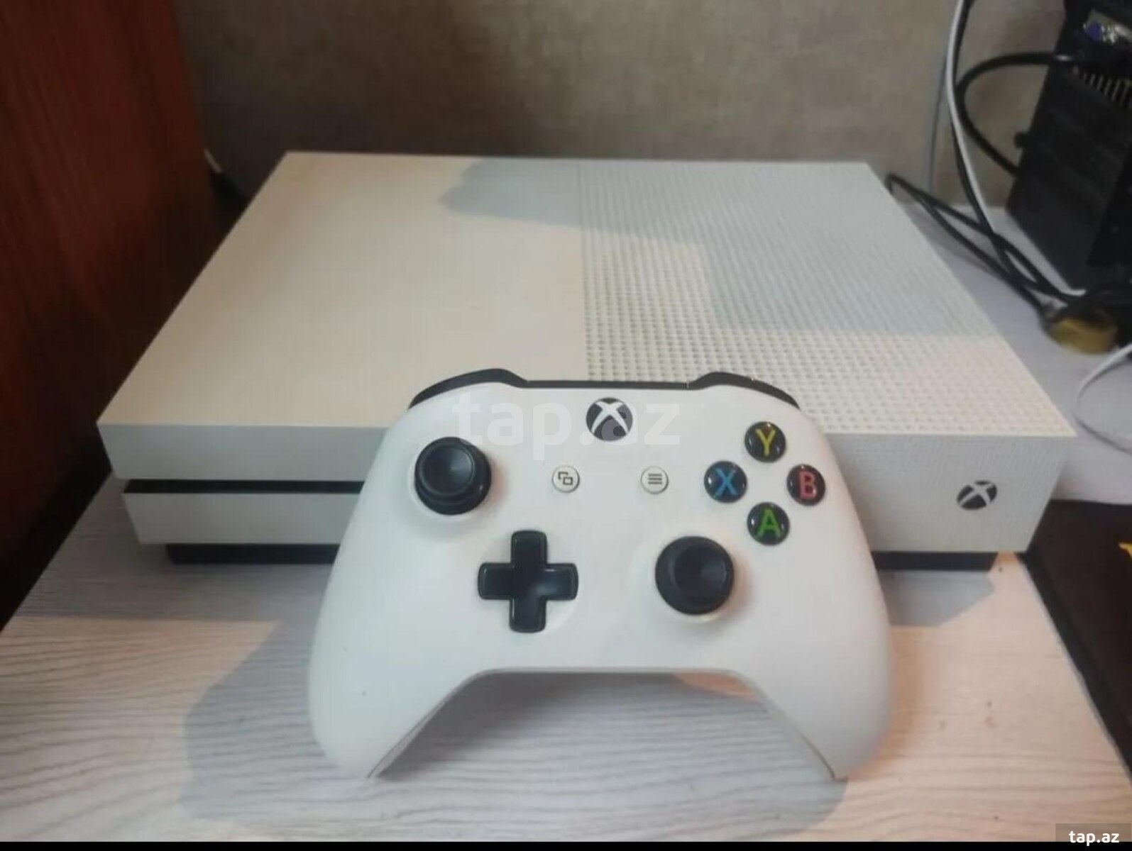 Xbox One S