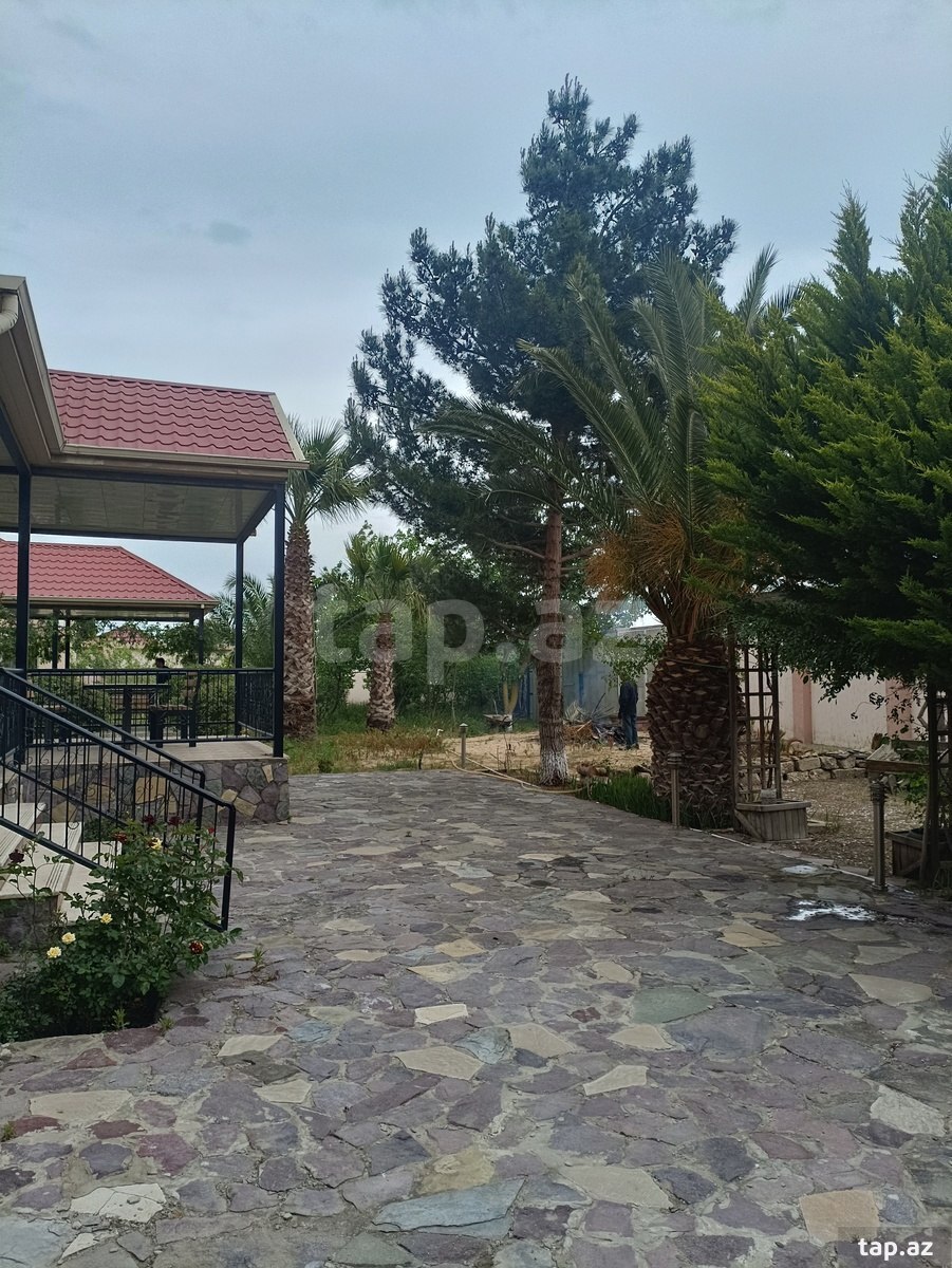 Bağ evi, Ləhic bağları (2)