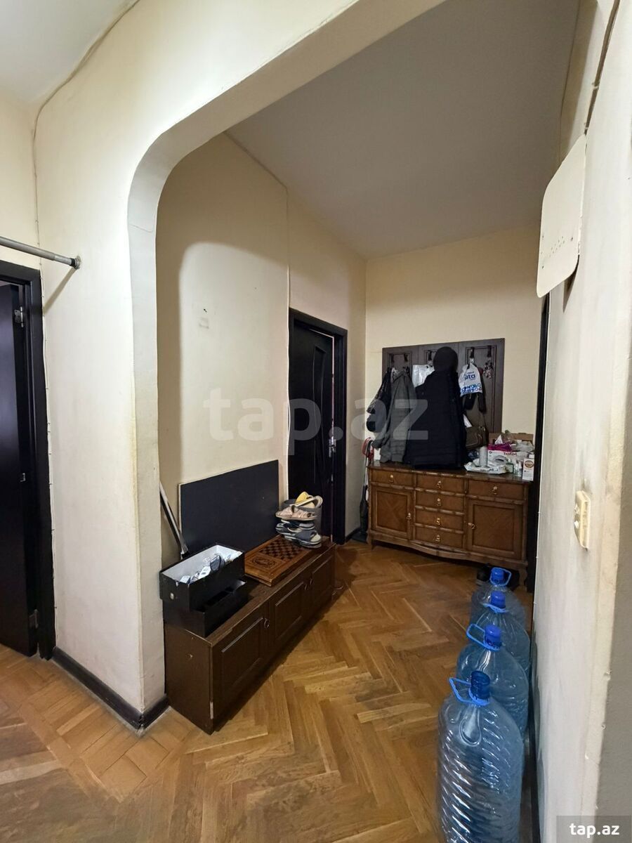 3-otaqlı mənzil, H. Cavid pr., 90 m²