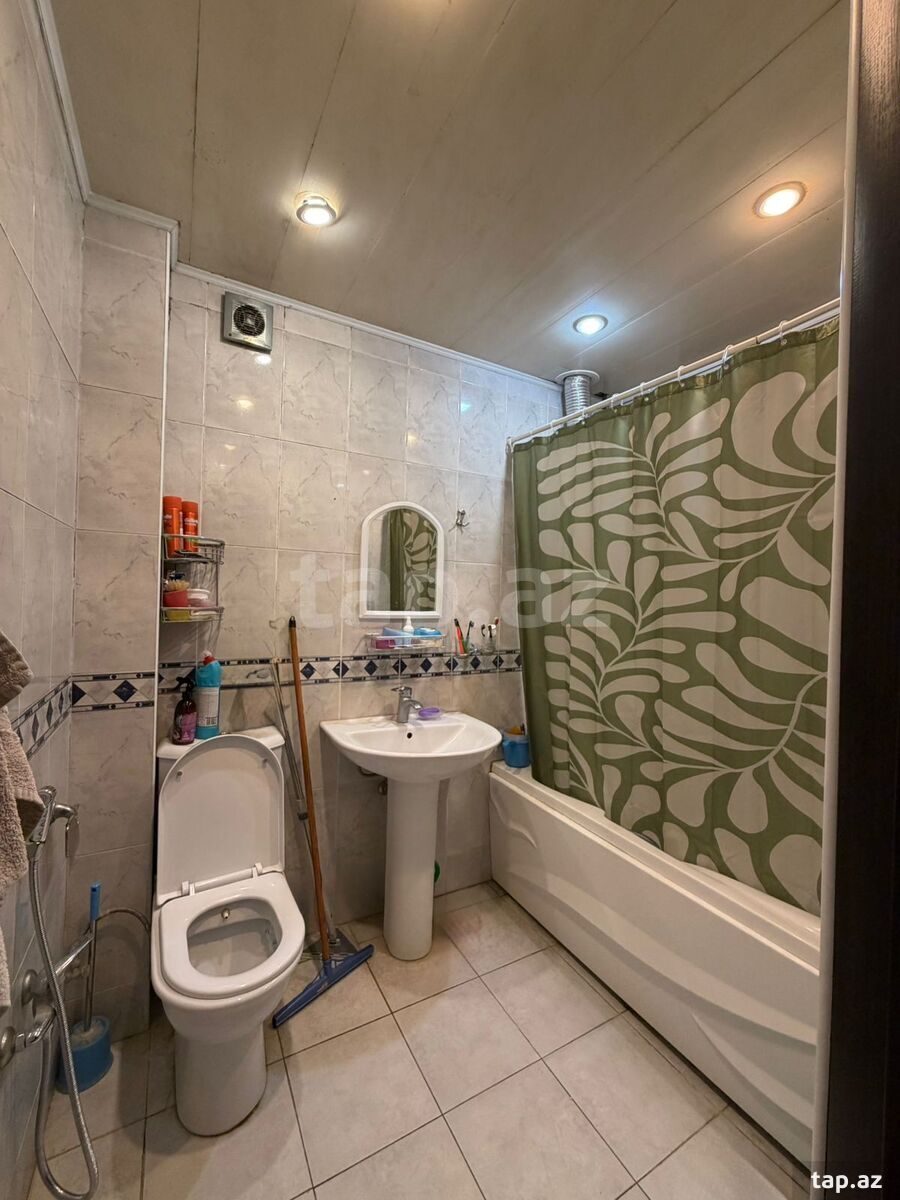 3-otaqlı mənzil, H. Cavid pr., 90 m²
