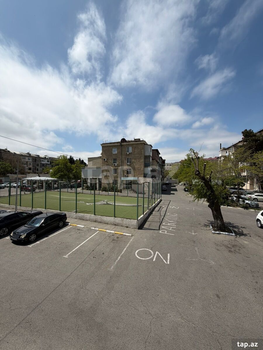 3-otaqlı mənzil, H. Cavid pr., 90 m²