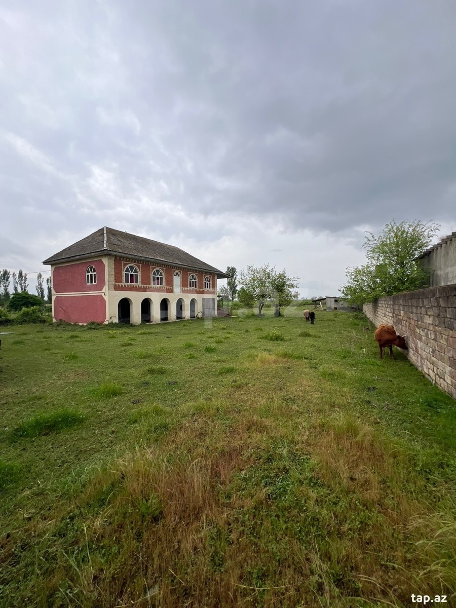 Həyət evi, Şirinsu qəs. (20)