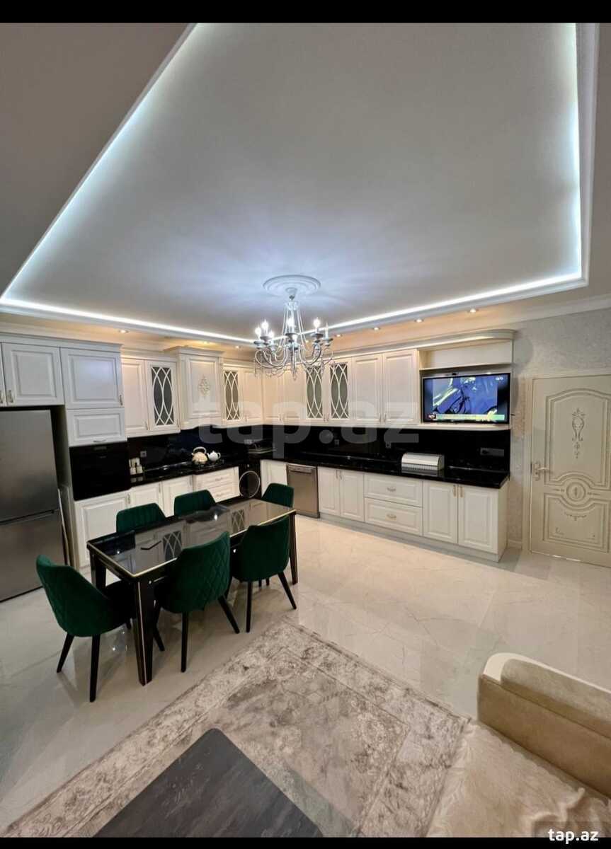 4-otaqlı yeni tikili, Moskva pr. 87, 176 m²