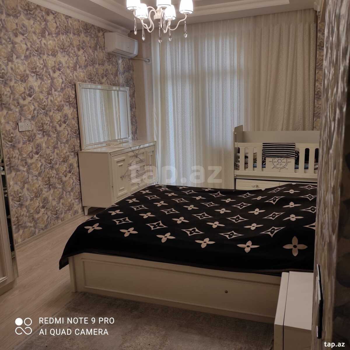 4-otaqlı yeni tikili, Moskva pr. 87, 176 m²