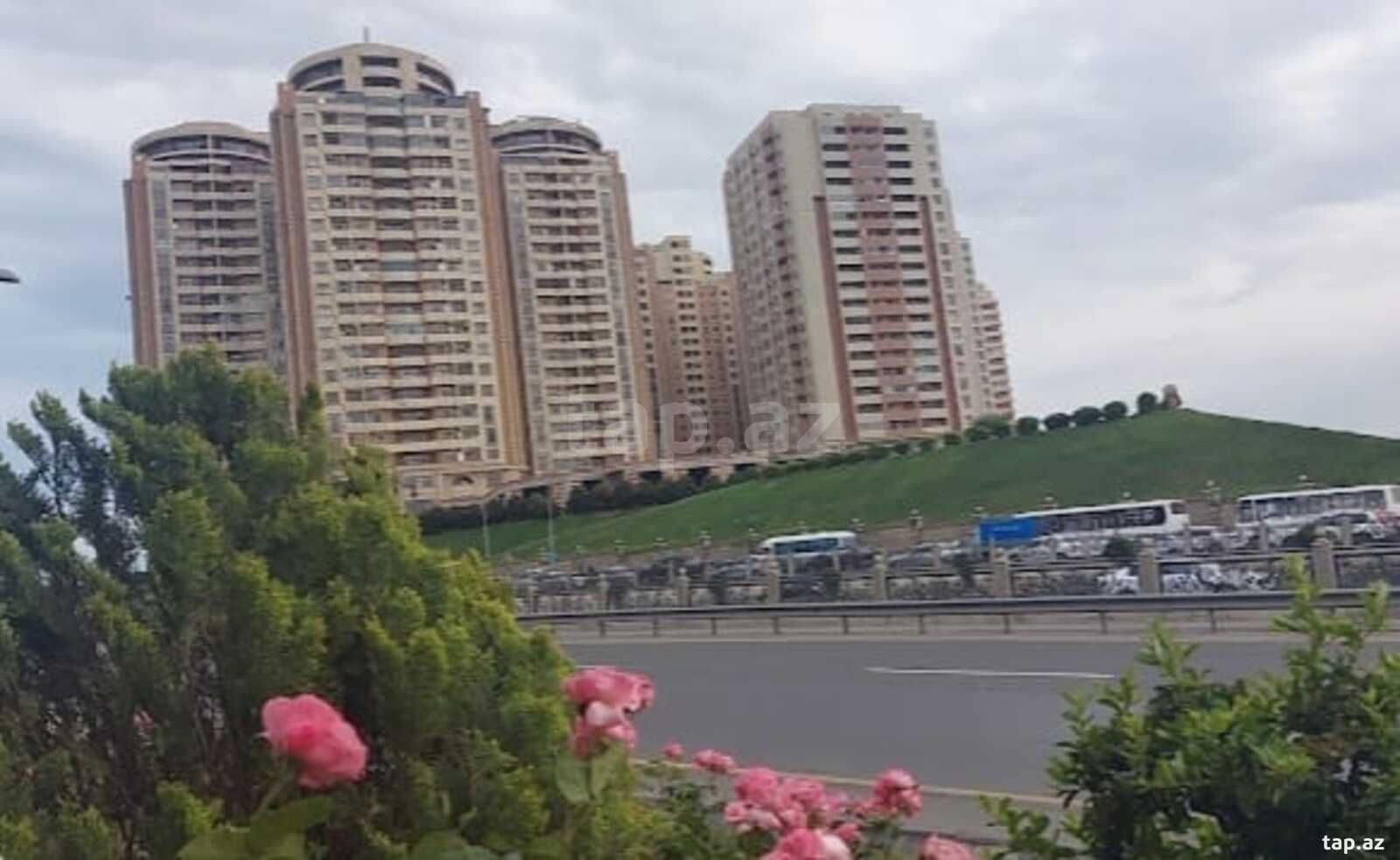 3-otaqlı yeni tikili, Moskva pr., 110 m²