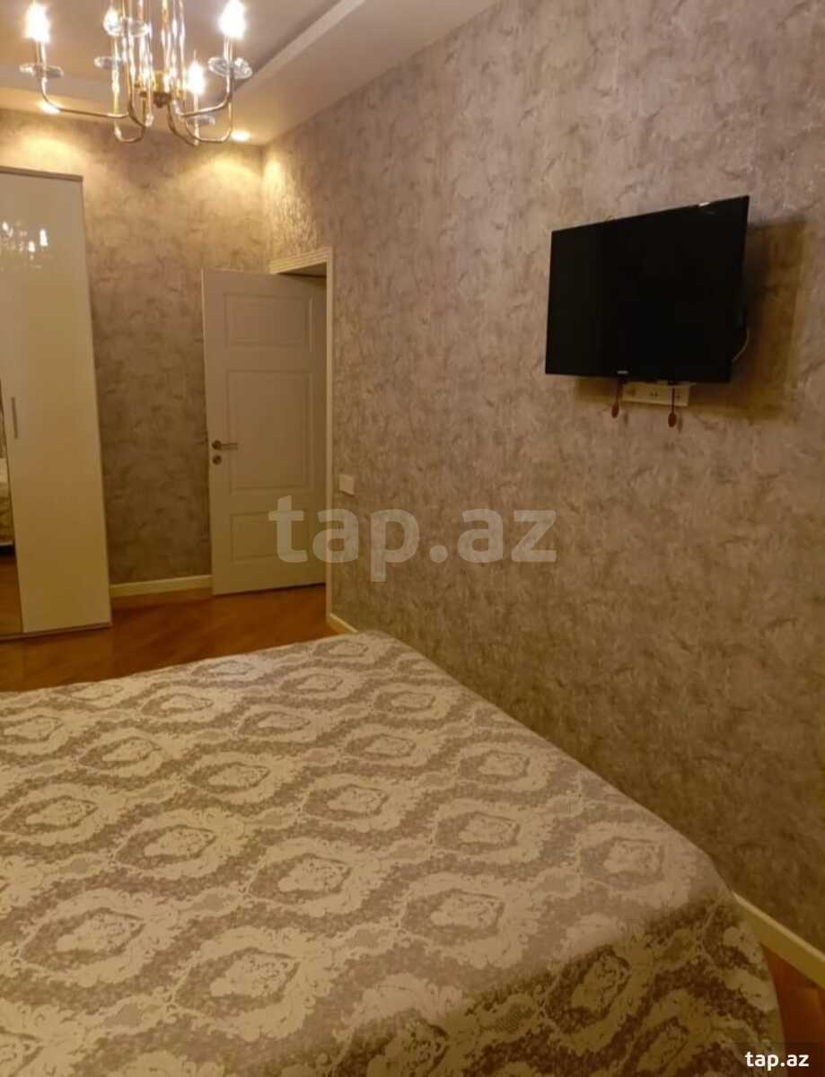 3-otaqlı yeni tikili, Moskva pr., 110 m²